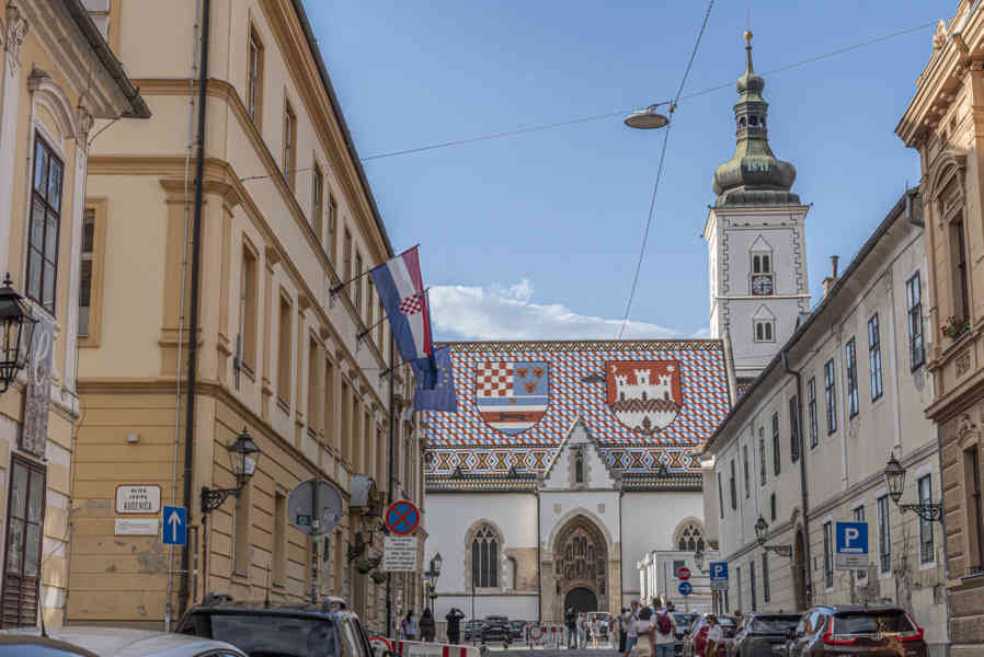 Croacia - Zagreb 09 - iglesia de San Carlos.jpg